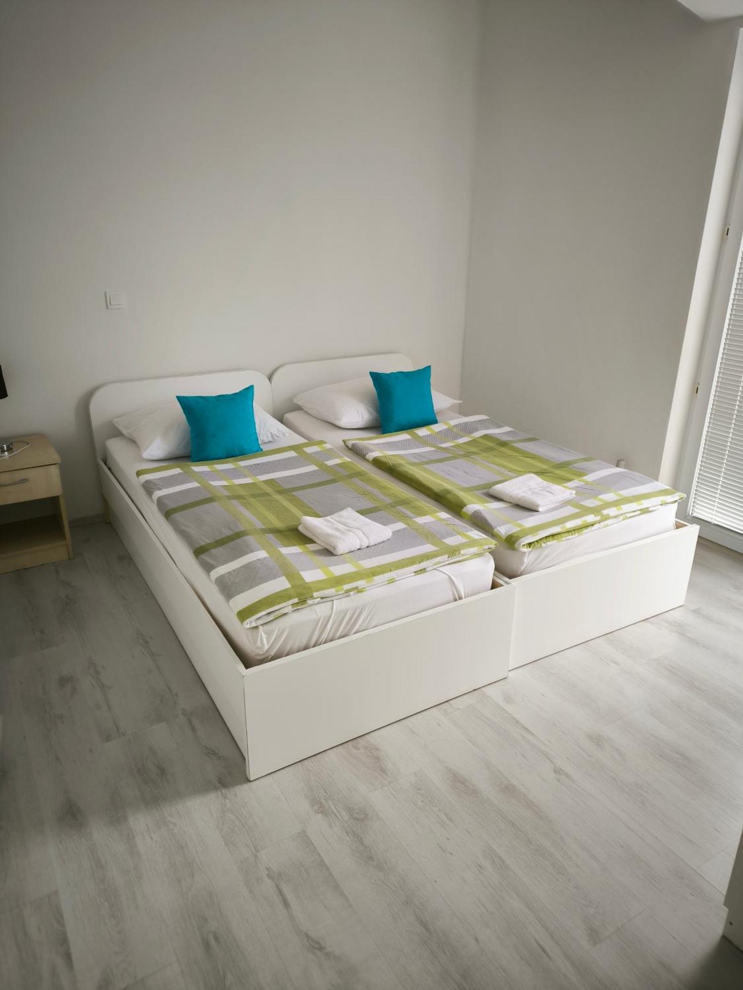 Rooms & Apartments Ana 2 Zara Esterno foto
