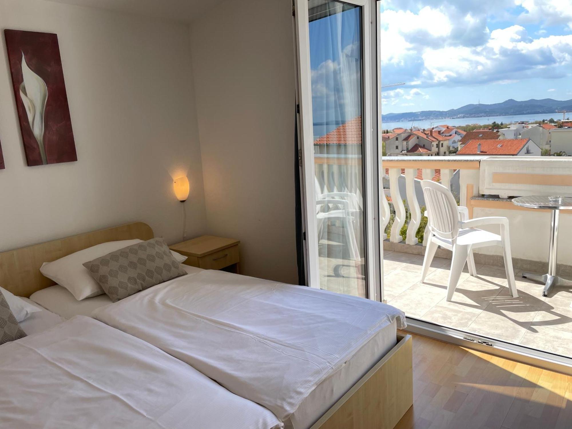 Rooms & Apartments Ana 2 Zara Esterno foto